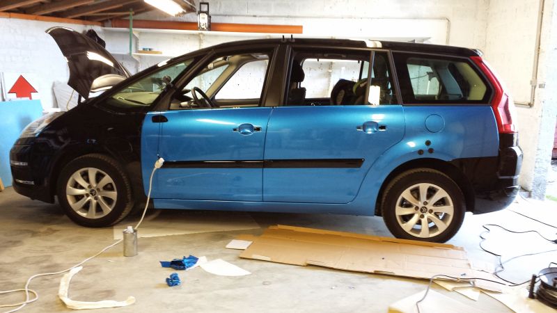 Car wrapping – zmiana koloru auta